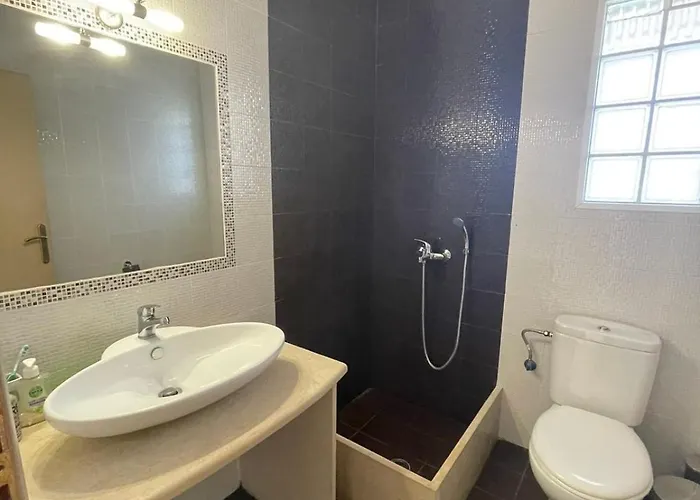 Almyra Seaside Plitra