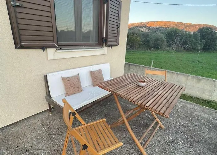 Casa de Férias Almyra Seaside Plitra