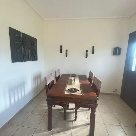 Almyra Seaside Plitra